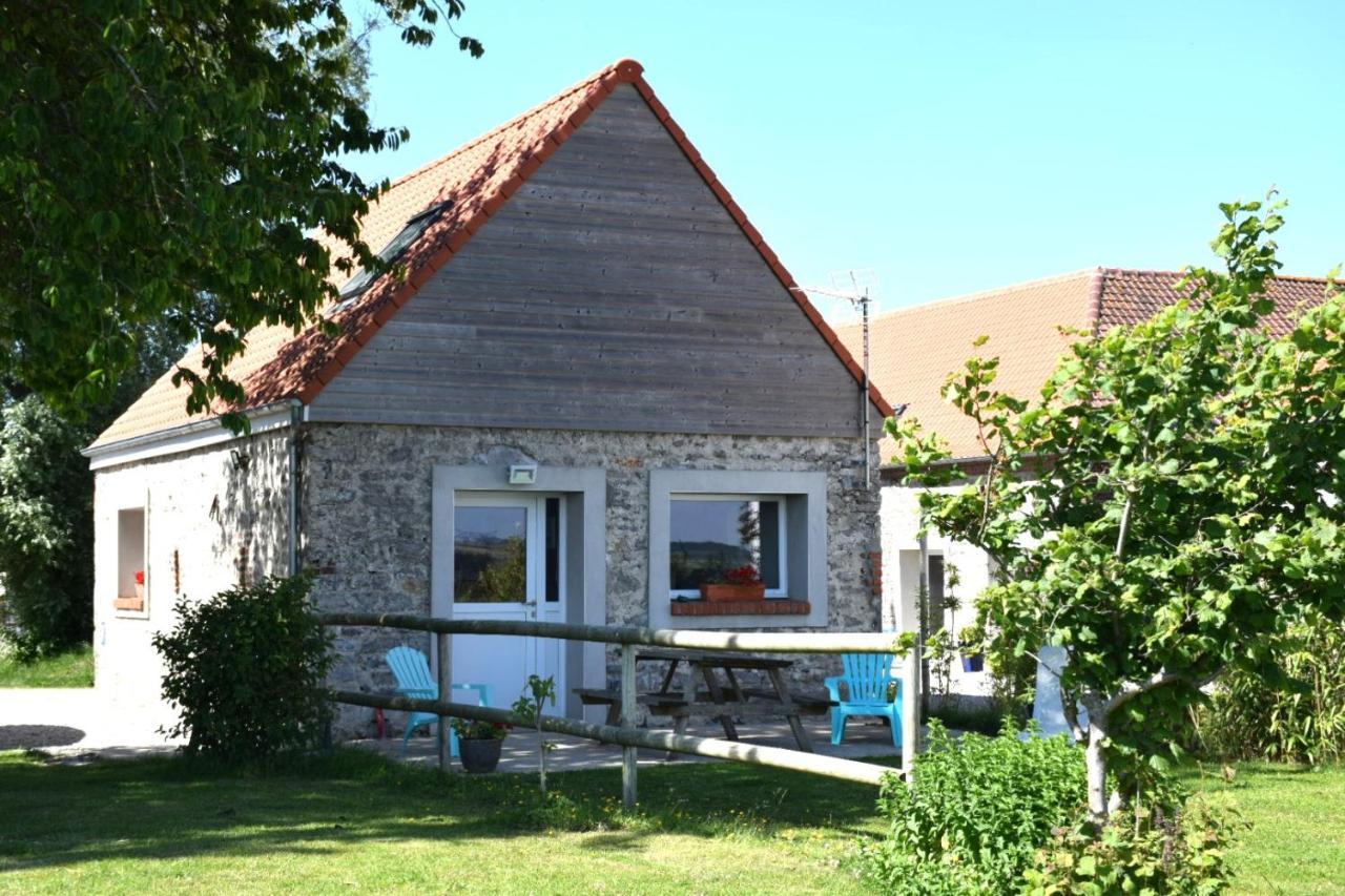 Le Clos De L'Angley Gites Et Ecurie Caffiers Экстерьер фото